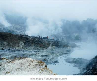 Kawah Ratu Gunung Salak